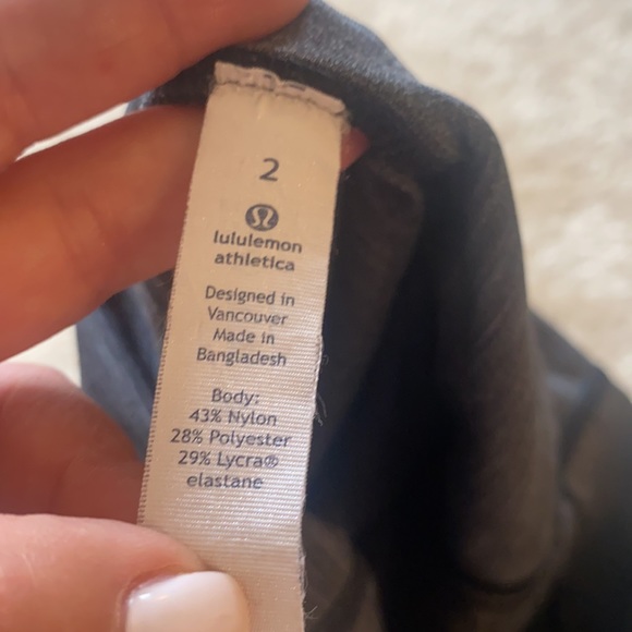 Lululemon Capri athletic pants - Picture 3 of 3